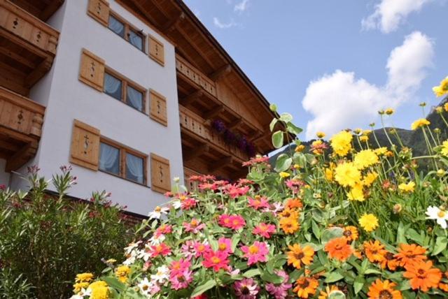 Hotel Sonnhof Нойштифт-им-Штубайталь Экстерьер фото